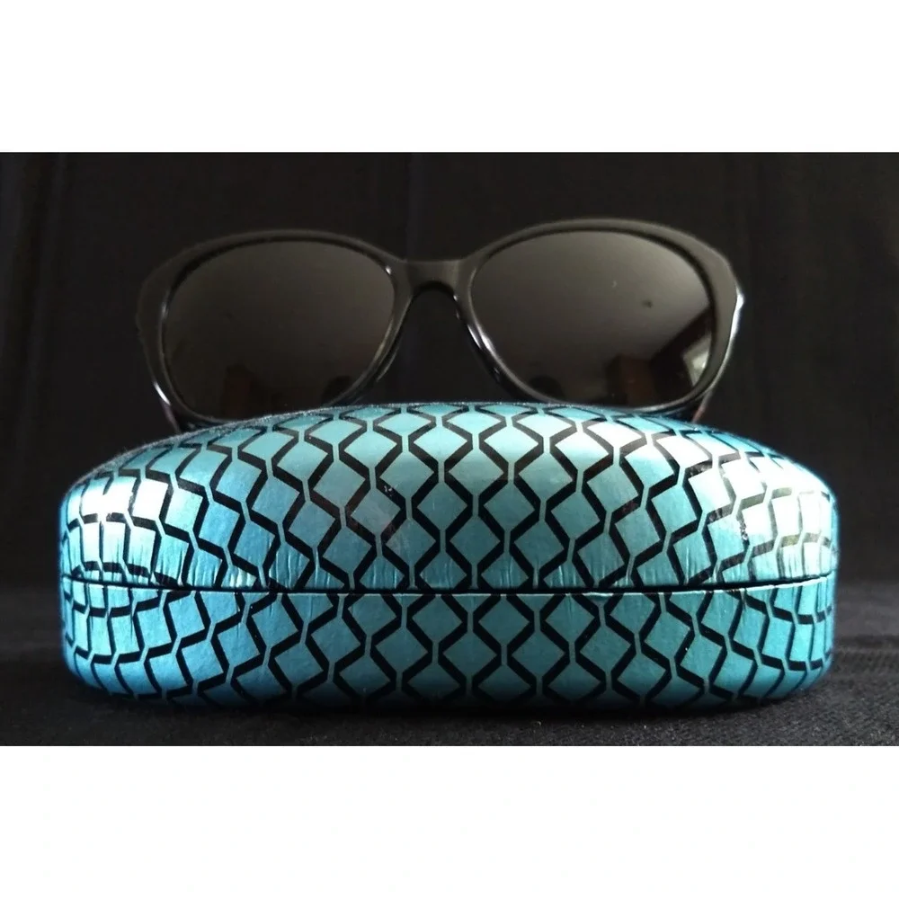 Vera Bradley Sunglasses Havana Rose‎ Black Silver-Tone Womens & Max Studio Case